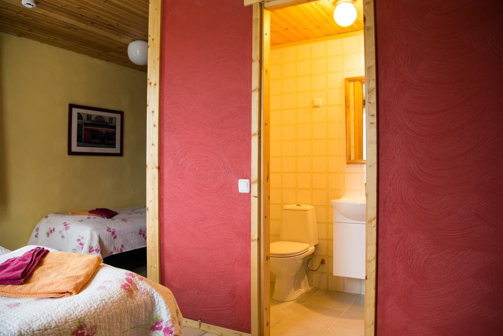 Puuna Oeoemaja B&B Vihterpalu Екстер'єр фото